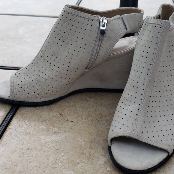 Via Espiga sandals - Picture 4 of 9